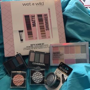 New and sealed eyeshadow lot
